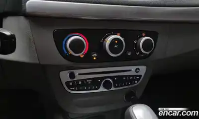 Renault SM3 2011 1.6 Автомат в Москве № 147552, миниатюра 10