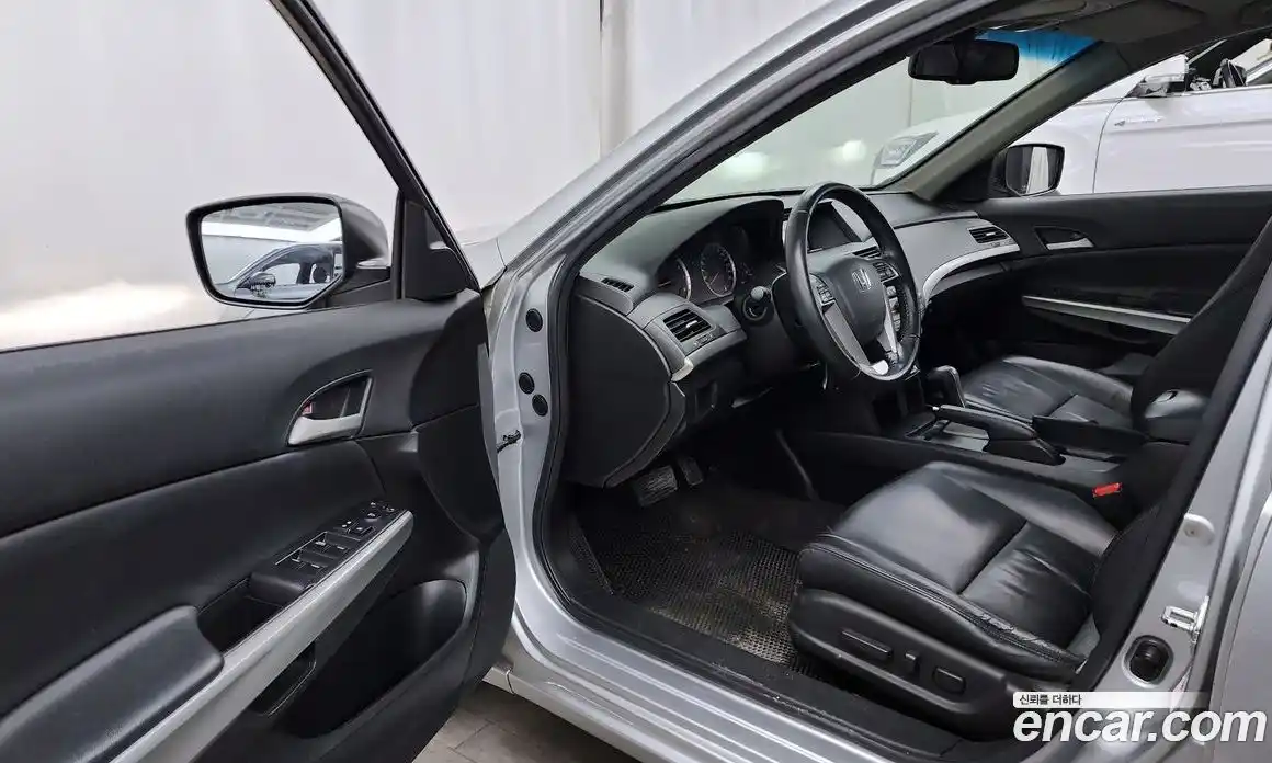 Honda Accord 2011 2.4 Автомат в Москве № 151582, фото 14