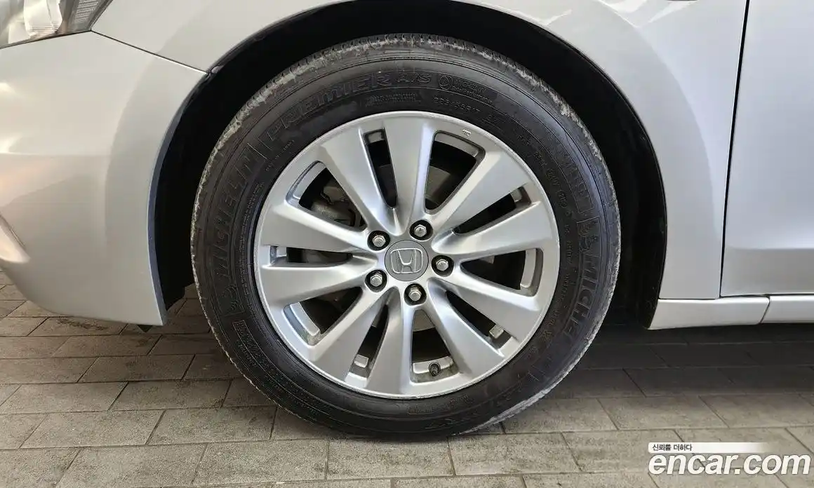 Honda Accord 2011 2.4 Автомат в Москве № 151582, фото 17