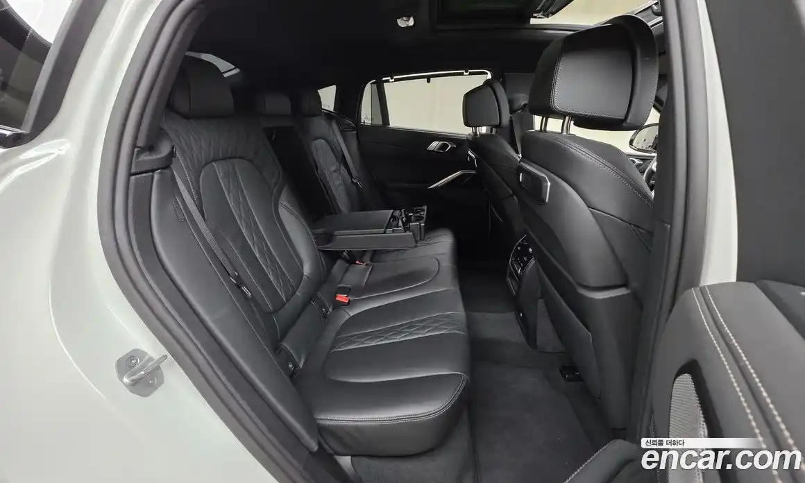 BMW X6 2025 3.0 Автомат в Москве № 153352, фото 1