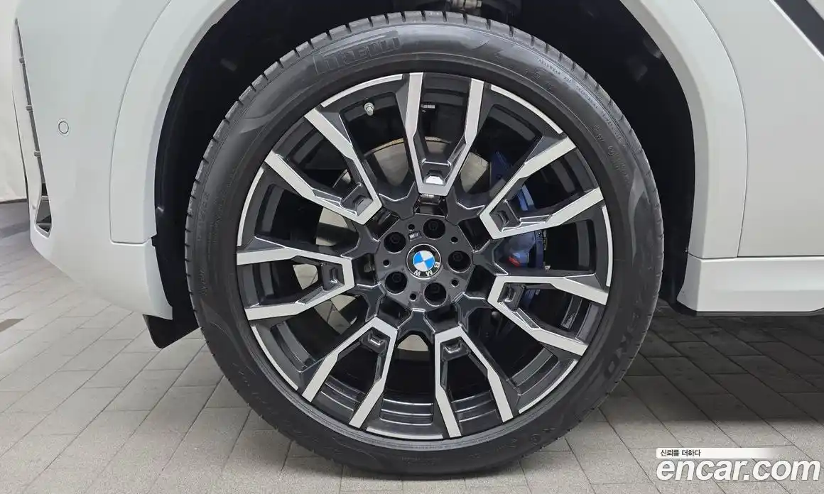 BMW X6 2025 3.0 Автомат в Москве № 153352, фото 3