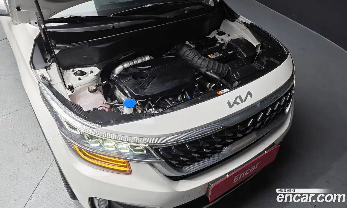 Kia Seltos 2022 1.6 Автомат в Москве № 15460, фото 6