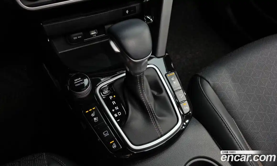 Kia Seltos 2022 1.6 Автомат в Москве № 15460, фото 9