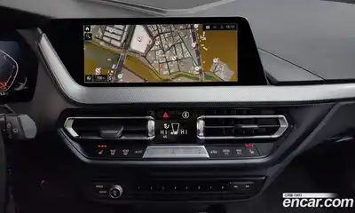 BMW 1-Series 2022 2.0 Автомат в Москве № 156281, миниатюра 11