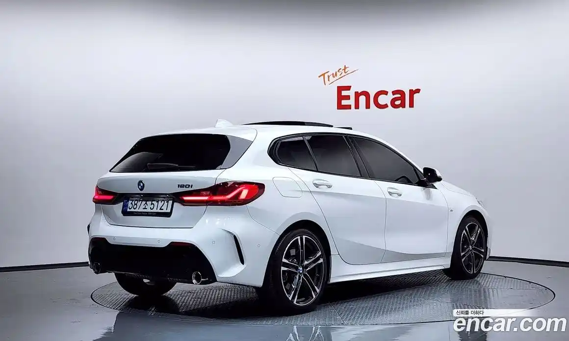 BMW 1-Series 2022 2.0 Автомат в Москве № 156281, фото 14