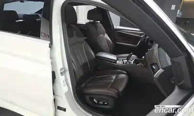 BMW 5-Series 2018 2.0 Автомат в Москве № 158323, миниатюра 8