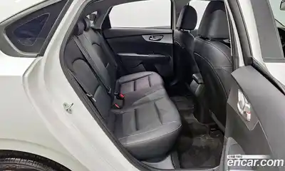 Kia K3 2022 1.6 Автомат в Москве № 15834, миниатюра 4