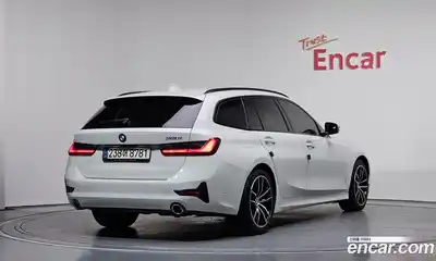 BMW 3-Series 2021 2.0 Автомат в Москве № 159249, миниатюра 3