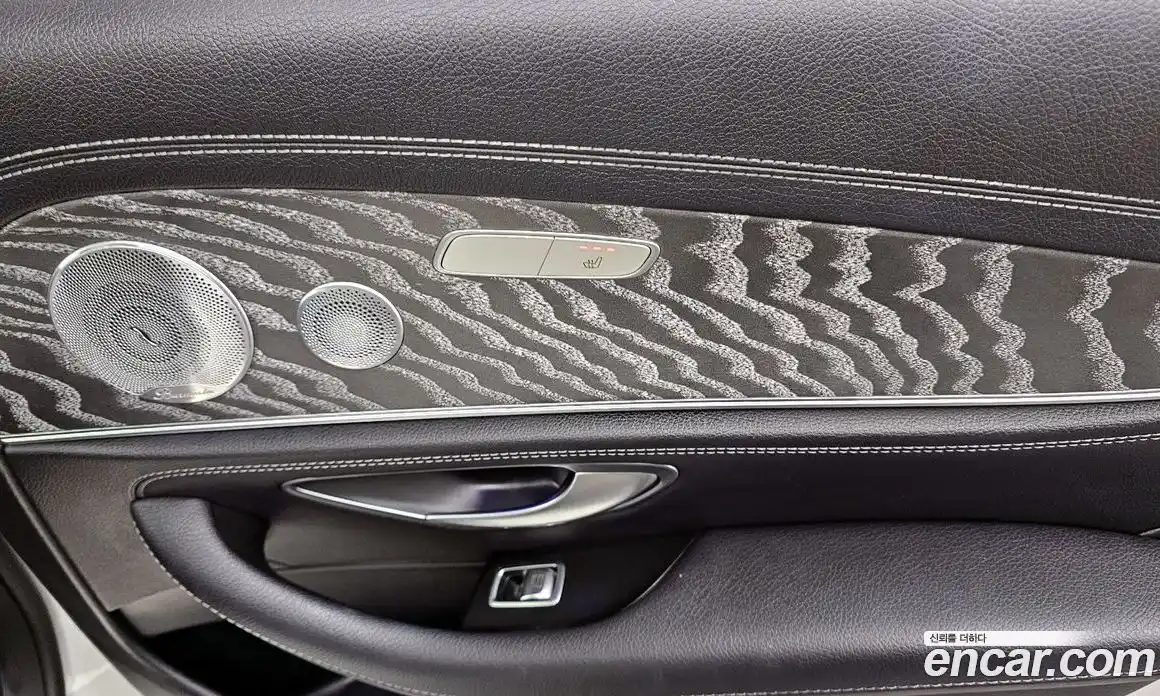 Mercedes-Benz E-Class 2021 2.0 Автомат в Москве № 160436, фото 17