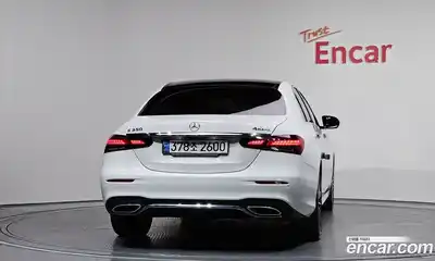 Mercedes-Benz E-Class 2021 2.0 Автомат в Москве № 160436, миниатюра 3