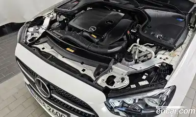 Mercedes-Benz E-Class 2021 2.0 Автомат в Москве № 160436, миниатюра 5