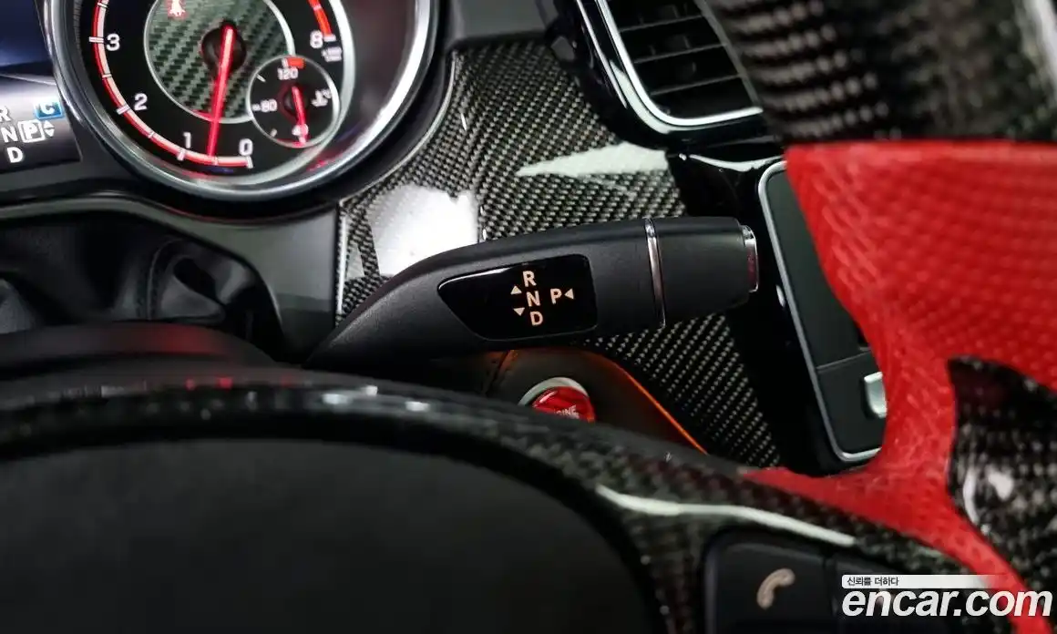 Mercedes-Benz GLE-Class 2017 5.5 Автомат в Москве № 161237, фото 16