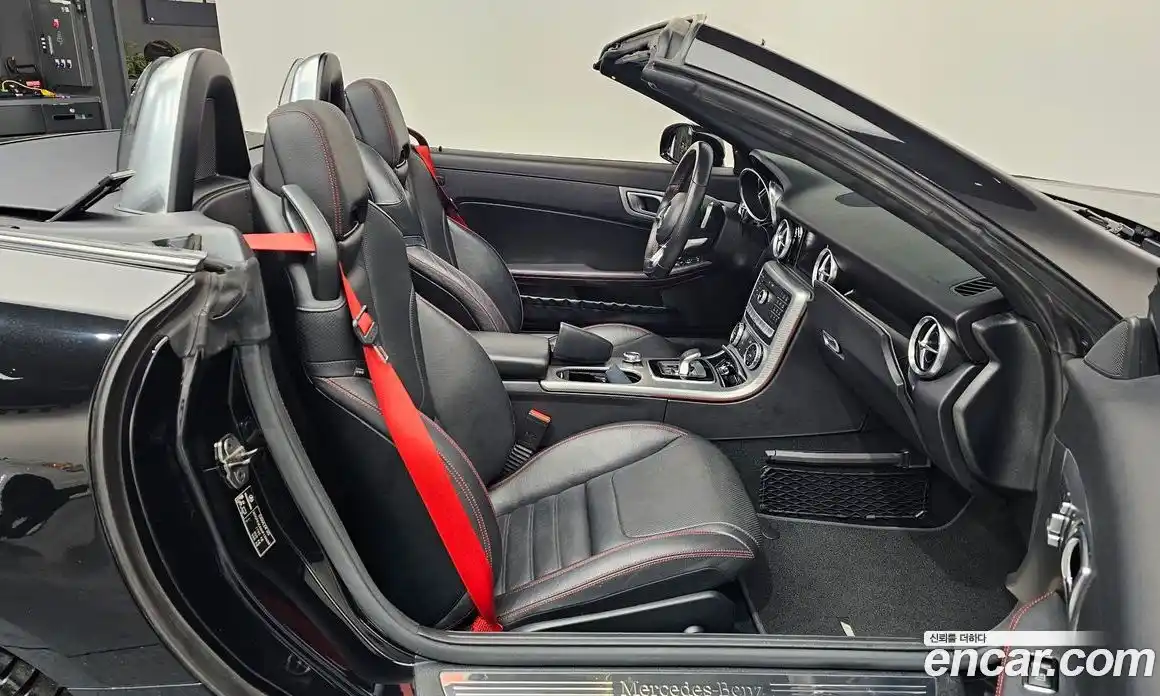 Mercedes-Benz SLC-Class 2017 2.0 Автомат в Москве № 161780, фото 5