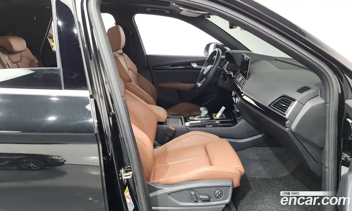 Audi Q5 2021 2.0 Автомат в Москве № 162437, фото 11