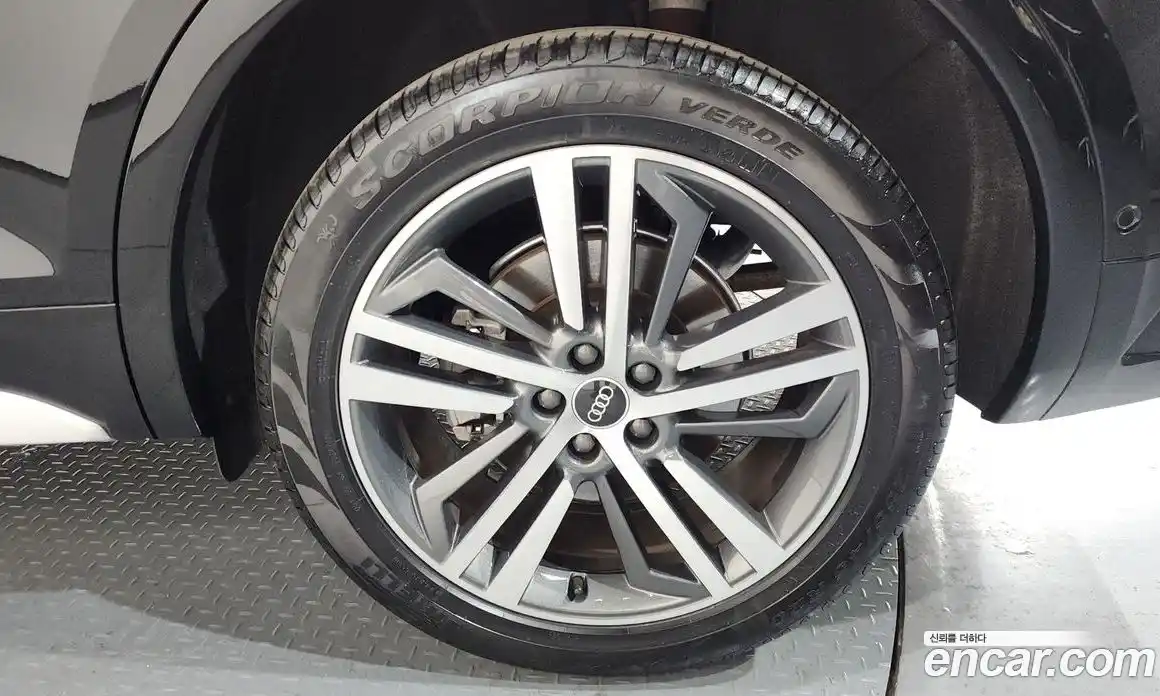 Audi Q5 2021 2.0 Автомат в Москве № 162437, фото 20