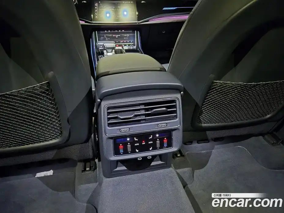 Audi Q7 2023 3.0 Автомат в Москве № 162562, фото 17