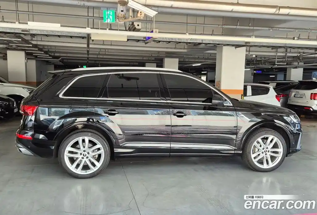 Audi Q7 2023 3.0 Автомат в Москве № 162562, фото 6