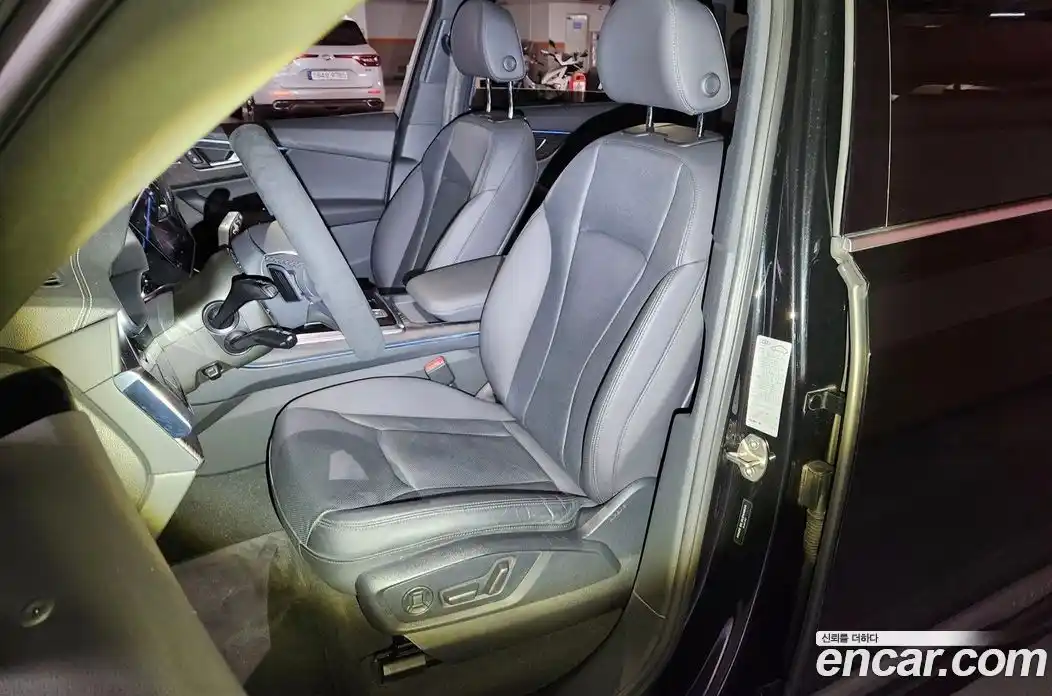 Audi Q7 2023 3.0 Автомат в Москве № 162562, фото 8