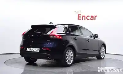 Volvo V40 2016 2.0 Автомат в Москве № 164613, миниатюра 2