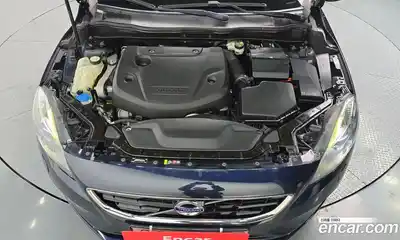 Volvo V40 2016 2.0 Автомат в Москве № 164613, миниатюра 6