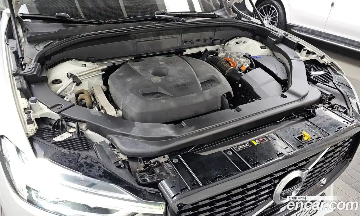 Volvo XC60 2021 2.0 Автомат в Москве № 164700, фото 13