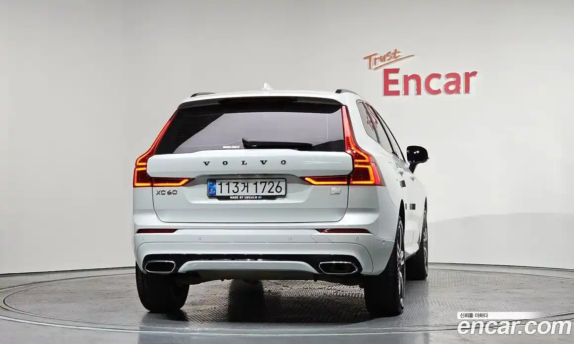 Volvo XC60 2021 2.0 Автомат в Москве № 164700, фото 16