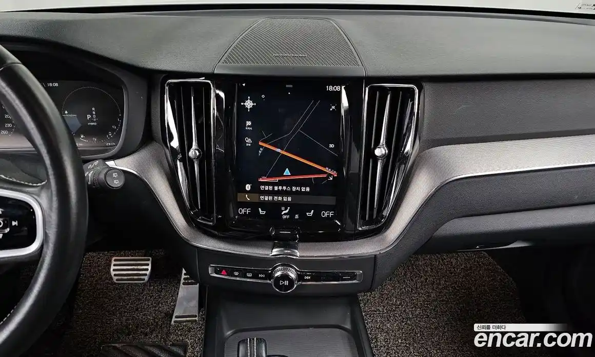 Volvo XC60 2021 2.0 Автомат в Москве № 164700, фото 18