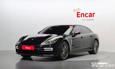 Porsche Panamera, 2021