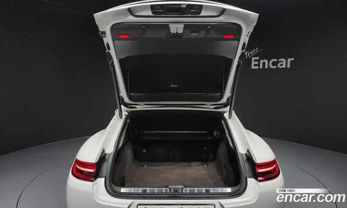 Porsche Panamera 2018 3.0 Автомат в Москве № 165703, фото 12