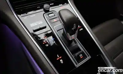 Porsche Panamera 2018 3.0 Автомат в Москве № 165703, миниатюра 7