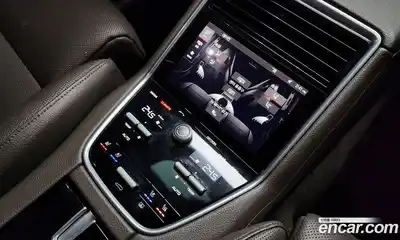 Porsche Panamera 2018 3.0 Автомат в Москве № 165703, миниатюра 10