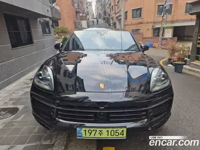 Porsche Cayenne, 2023