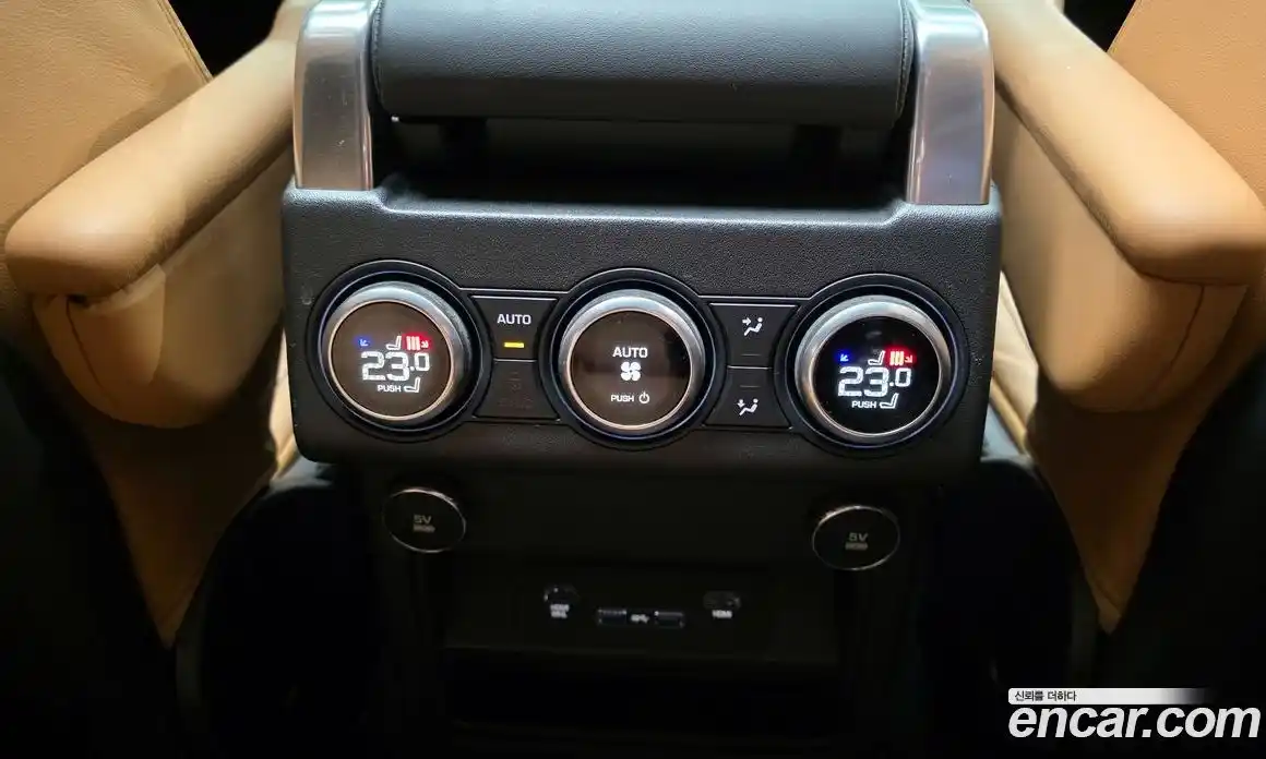 Land Rover Discovery 2018 3.0 Автомат в Москве № 166641, фото 19