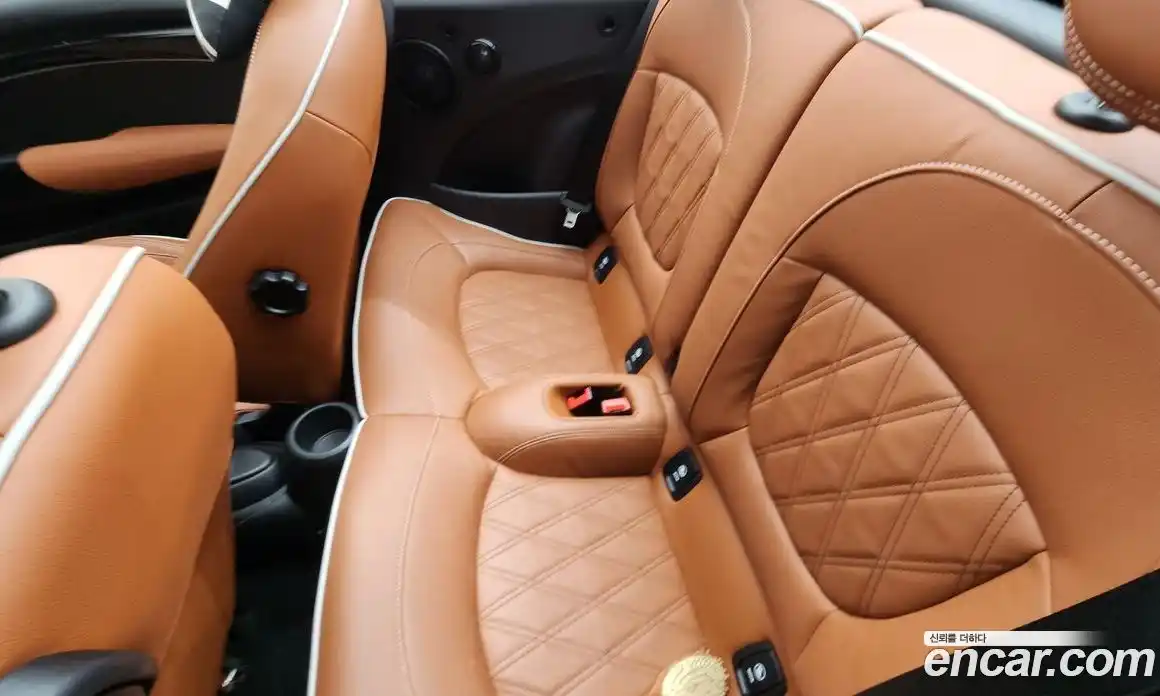 Mini Cooper Convertible 2024 2.0 Автомат в Москве № 167006, фото 12