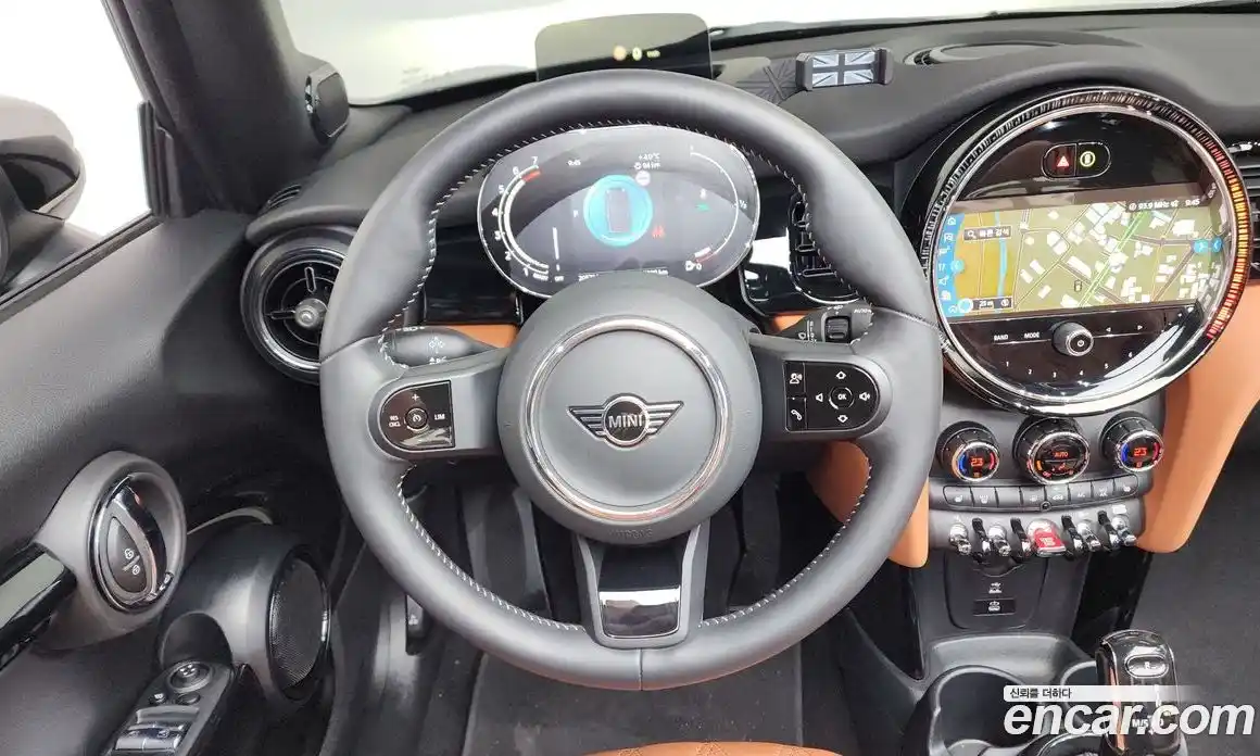 Mini Cooper Convertible 2024 2.0 Автомат в Москве № 167006, фото 13