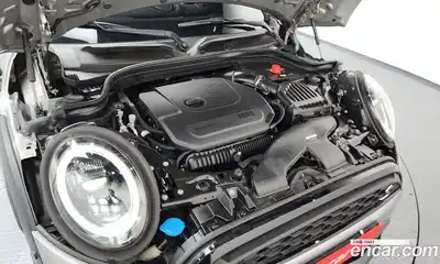 Mini Cooper Convertible 2024 2.0 Автомат в Москве № 167006, миниатюра 6