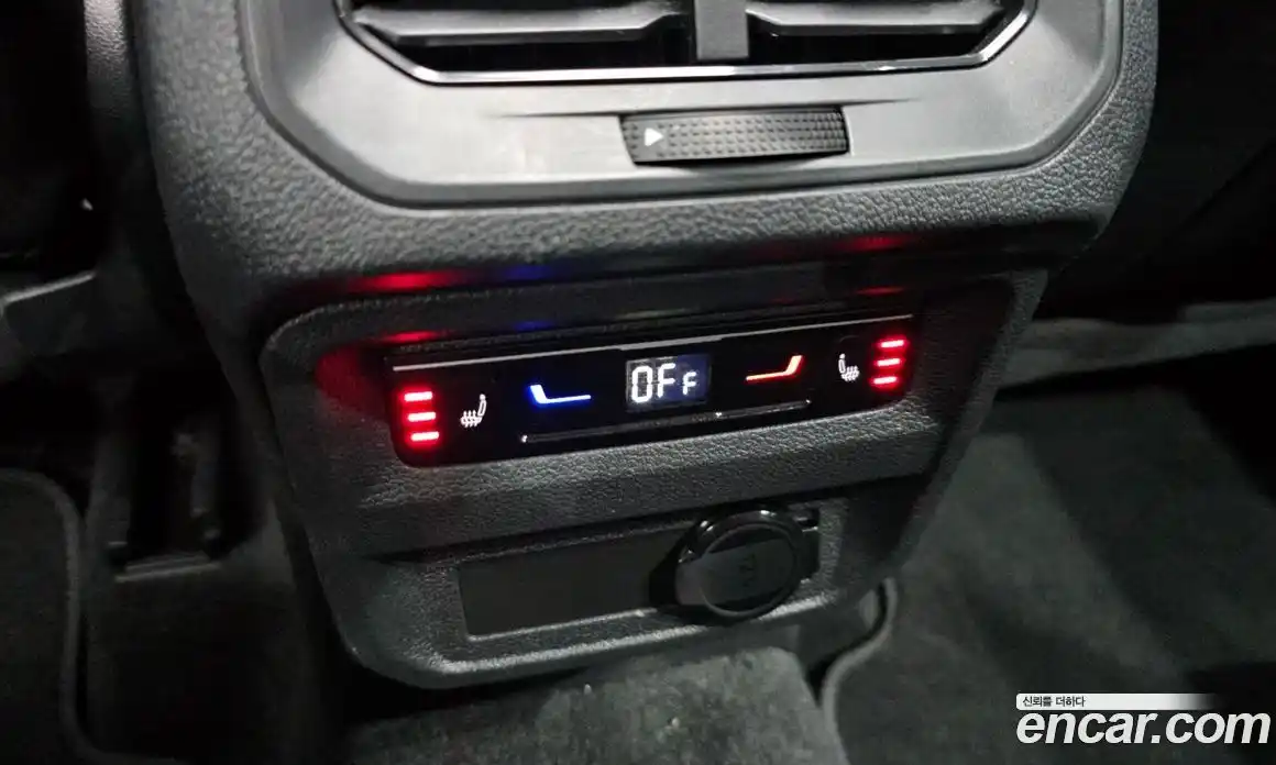 Volkswagen Tiguan 2023 2.0 Автомат в Москве № 168459, фото 17