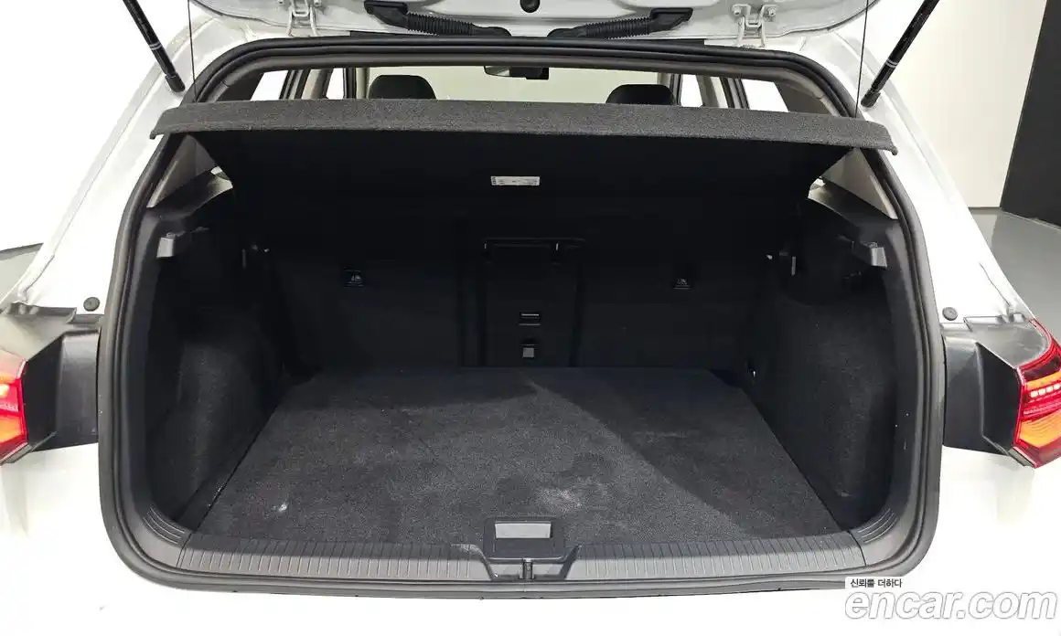 Volkswagen Golf 2022 2.0 Автомат в Москве № 168714, фото 15