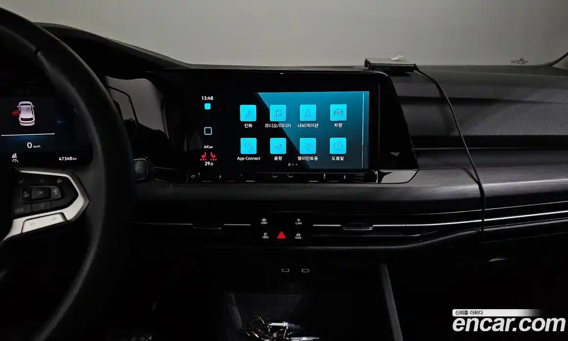 Volkswagen Golf 2022 2.0 Автомат в Москве № 168714, фото 17