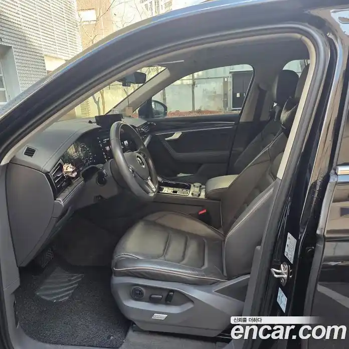 Volkswagen Touareg 2020 3.0 Автомат в Москве № 169296, фото 7