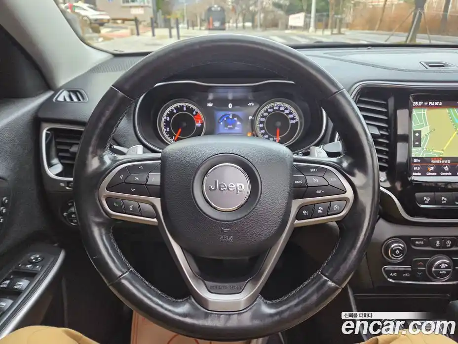 Jeep Cherokee 2020 2.4 Автомат в Москве № 170028, фото 11