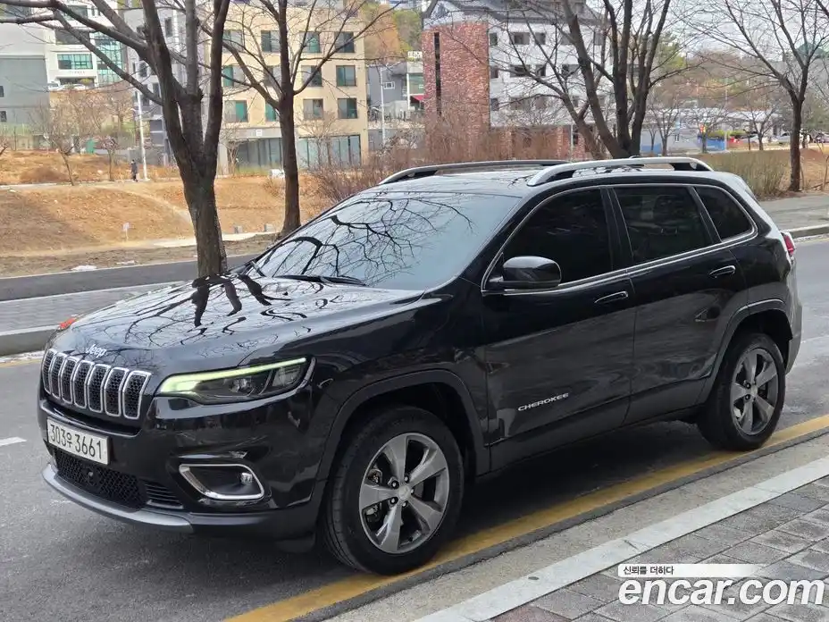 Jeep Cherokee 2020 2.4 Автомат в Москве № 170028, фото 16