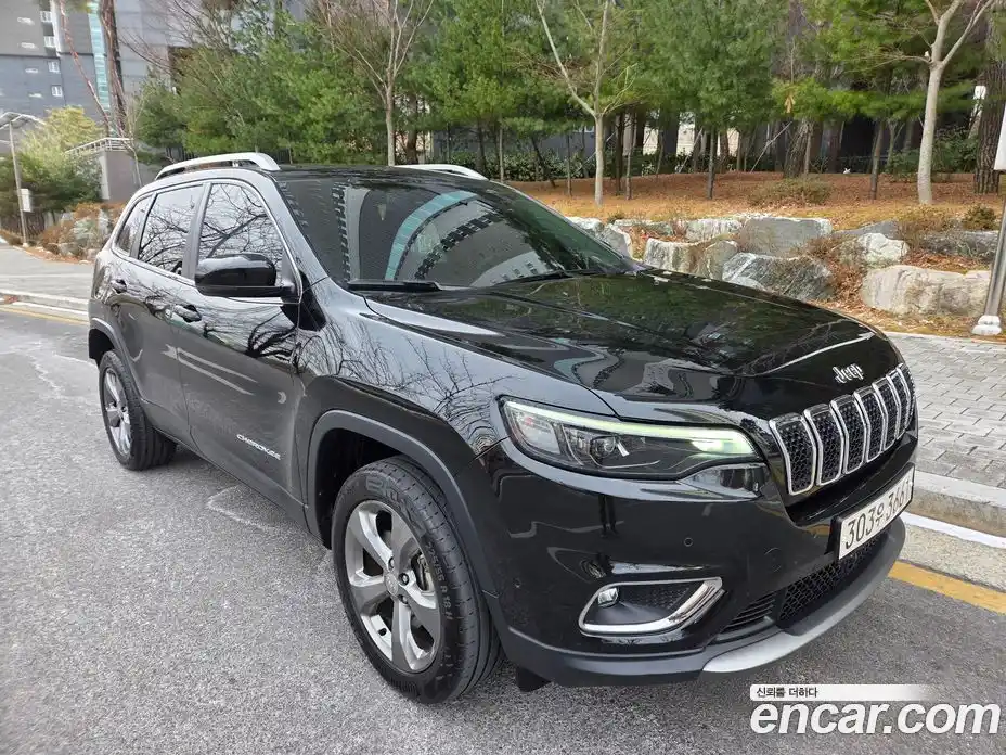 Jeep Cherokee 2020 2.4 Автомат в Москве № 170028, фото 17