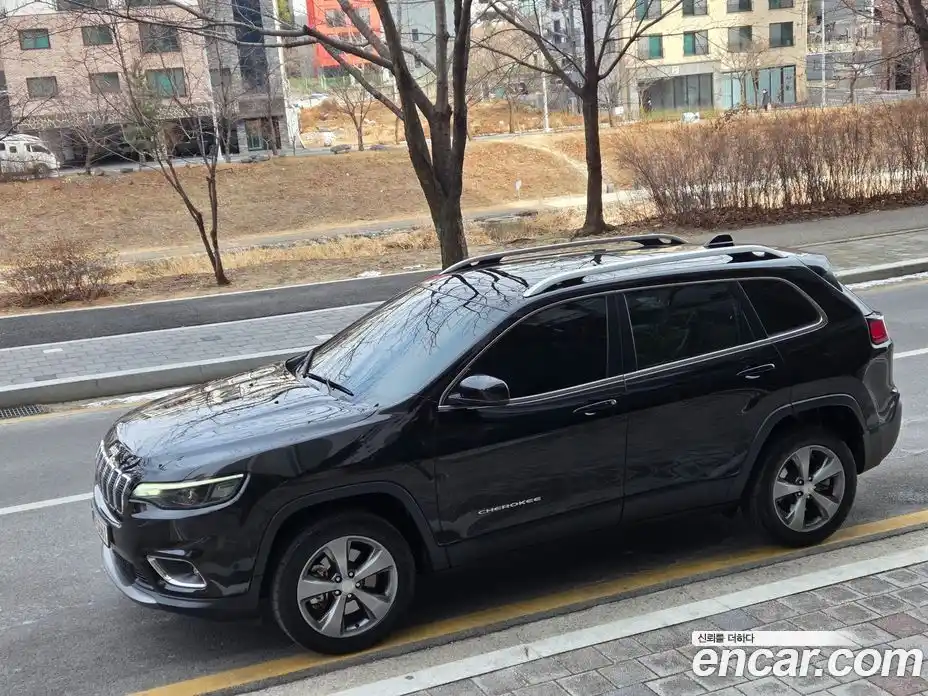 Jeep Cherokee 2020 2.4 Автомат в Москве № 170028, фото 19