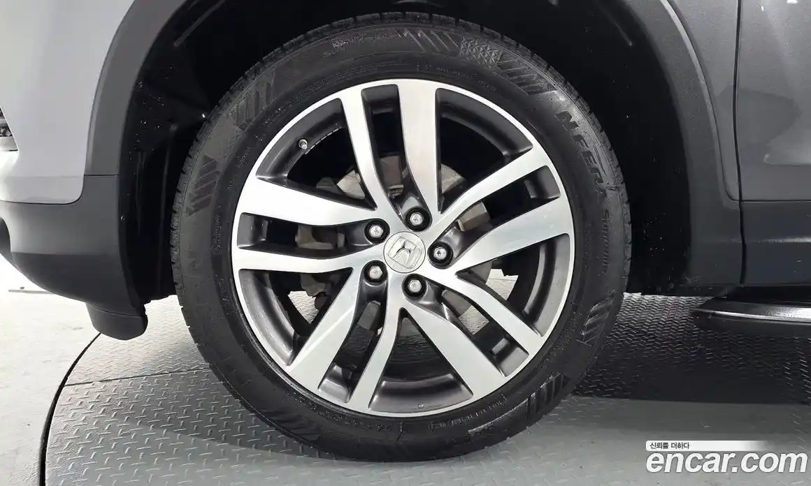 Honda Pilot 2017 3.5 Автомат в Москве № 170663, фото 16