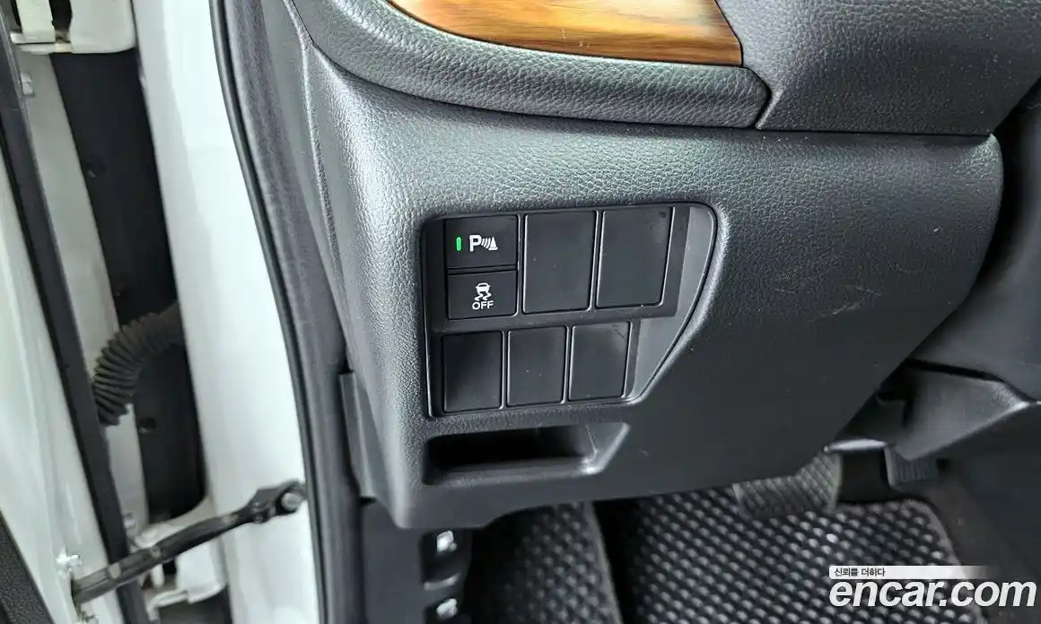 Honda CR-V 2017 1.5 Автомат в Москве № 170666, фото 14