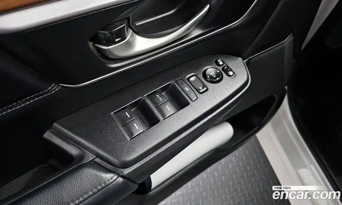 Honda CR-V 2017 1.5 Автомат в Москве № 170666, фото 19