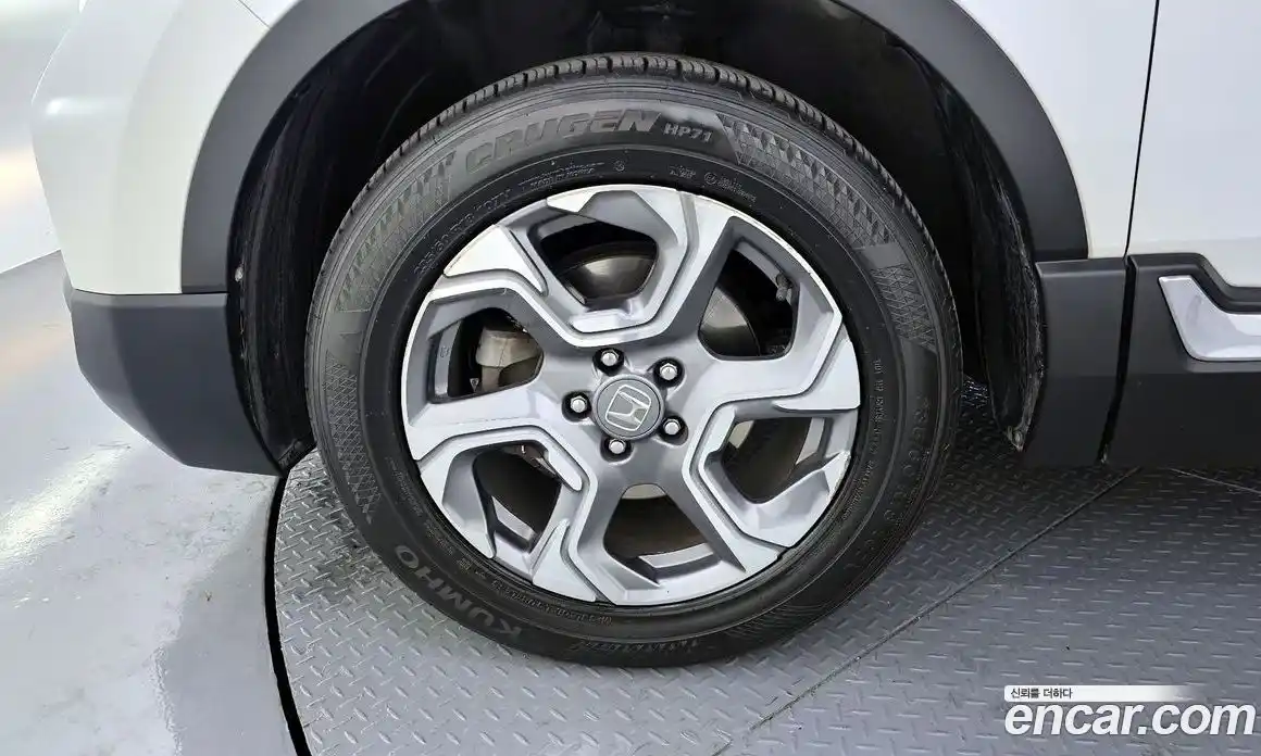 Honda CR-V 2017 1.5 Автомат в Москве № 170666, фото 4