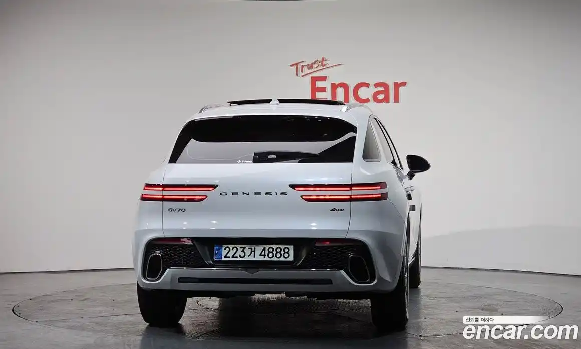 Genesis GV70 2024 2.5 Автомат в Москве № 1708, фото 16