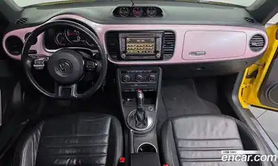 Volkswagen Beatle 2013 2.0 Автомат в Москве № 172551, миниатюра 5